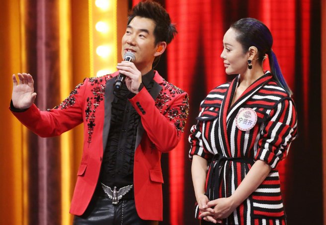 齐秦和费玉清都被叫做小哥，这个小哥到底是什么意思？