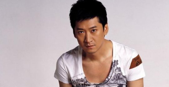 娱乐圈有哪些曾因丑闻退出的明星?