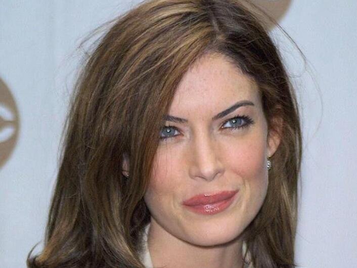 黑衣人2 女主演叫什么名字