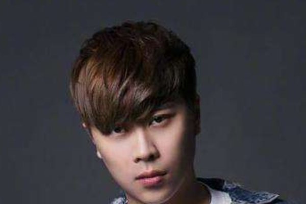 帝师孙英雄是怎么变成全民偶像的?