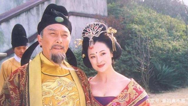 唐玄宗日夜独宠杨贵妃，盛宠11年之久，为何没有生下一个孩子？