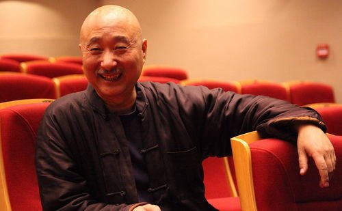 陈佩斯:春晚小品的开山鼻祖,阔别央视22年,如今他怎么样了,你怎么看?