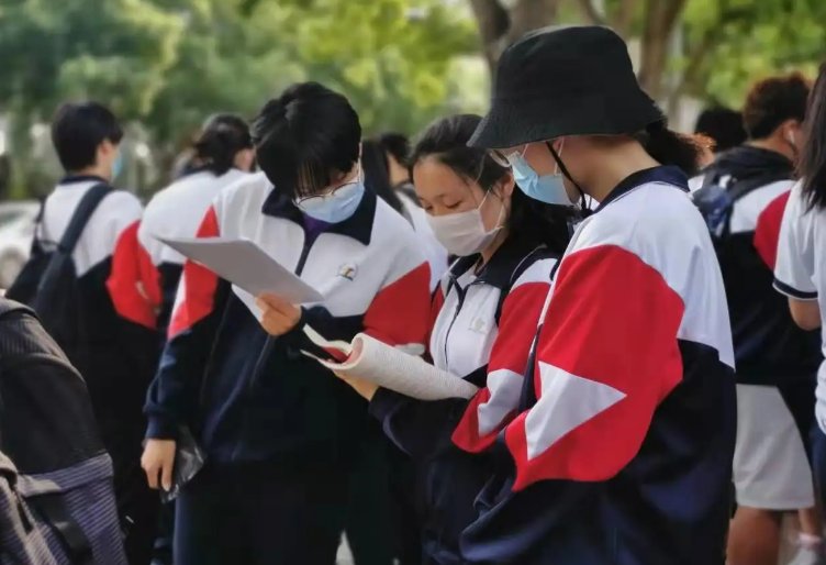 教育部发布志愿填报预警，考生和家长该注意什么？