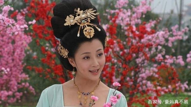 唐玄宗日夜独宠杨贵妃，盛宠11年之久，为何没有生下一个孩子？