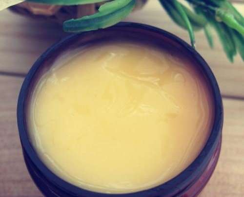 艾地苯在化妆品中起的什么作用?