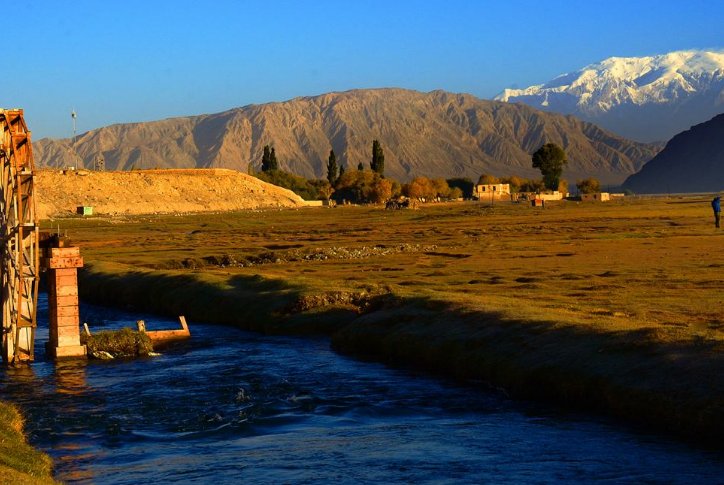 沼泽为何会“吃人”?遇到沼泽应该如何自救呢?