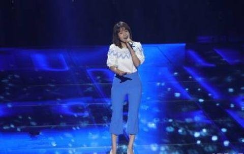 《粤语好声音》以前的评委什么来历？