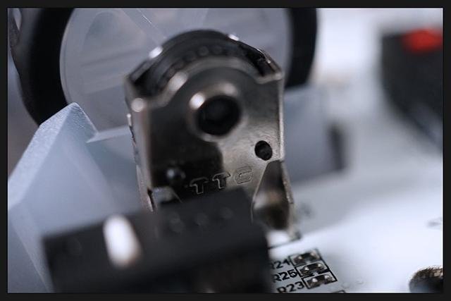 网吧用的鼠标为什么那么好用呢？