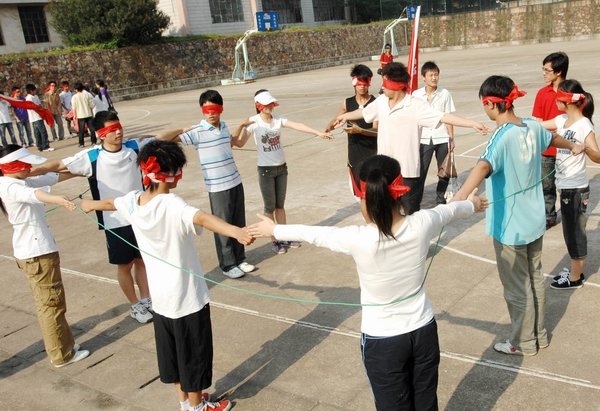 素质拓展游戏大全