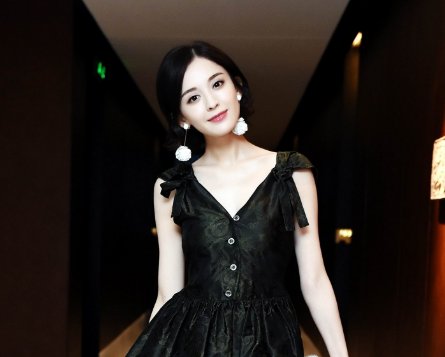 娜扎发文称心里是脏的看什么都是脏的,她这句话在暗指什么?