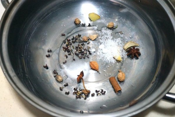 煮生牛肚的正确方法是什么?