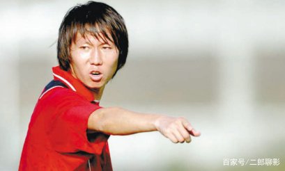 李铁感慨国足20年表示就算人身攻击，我都会微笑面对，对此你怎么看？