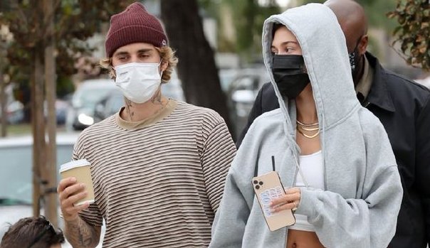 贾斯汀比伯分享妻子海莉近照,他们两人感情有多令人羡慕?