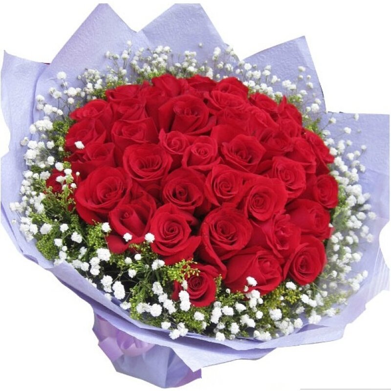 订婚收到99多玫瑰，女孩父亲为保存串起来晾晒，这样的父爱你羡慕吗？