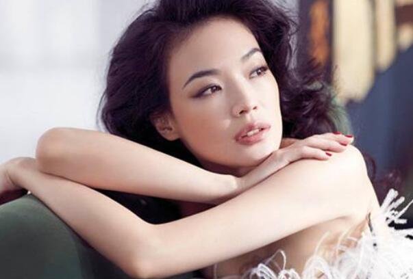 45岁舒淇晒美照庆生,女星是如何保持容貌青春的?