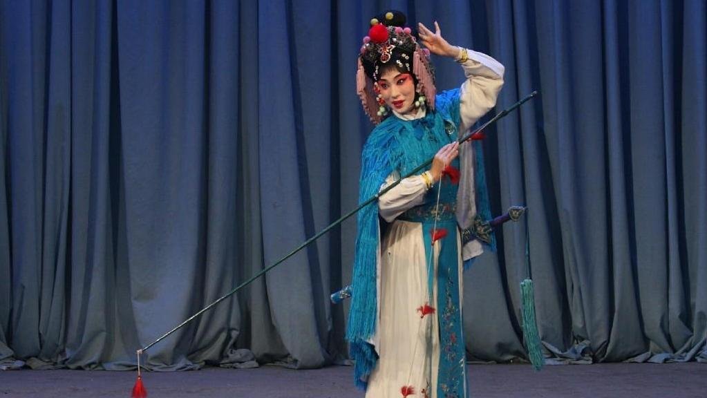 同样都是传统艺术,为什么相声比戏剧更加受人欢迎呢?