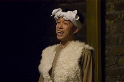 桃花花你就红来什么歌