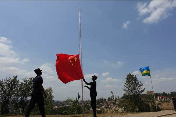 卢旺达整条街都是用中文和中国制造,他们与中国有何渊源?