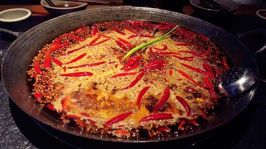 成都跻身超大城市行列，成都是一座怎样的城市？