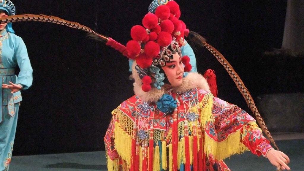 同样都是传统艺术,为什么相声比戏剧更加受人欢迎呢?