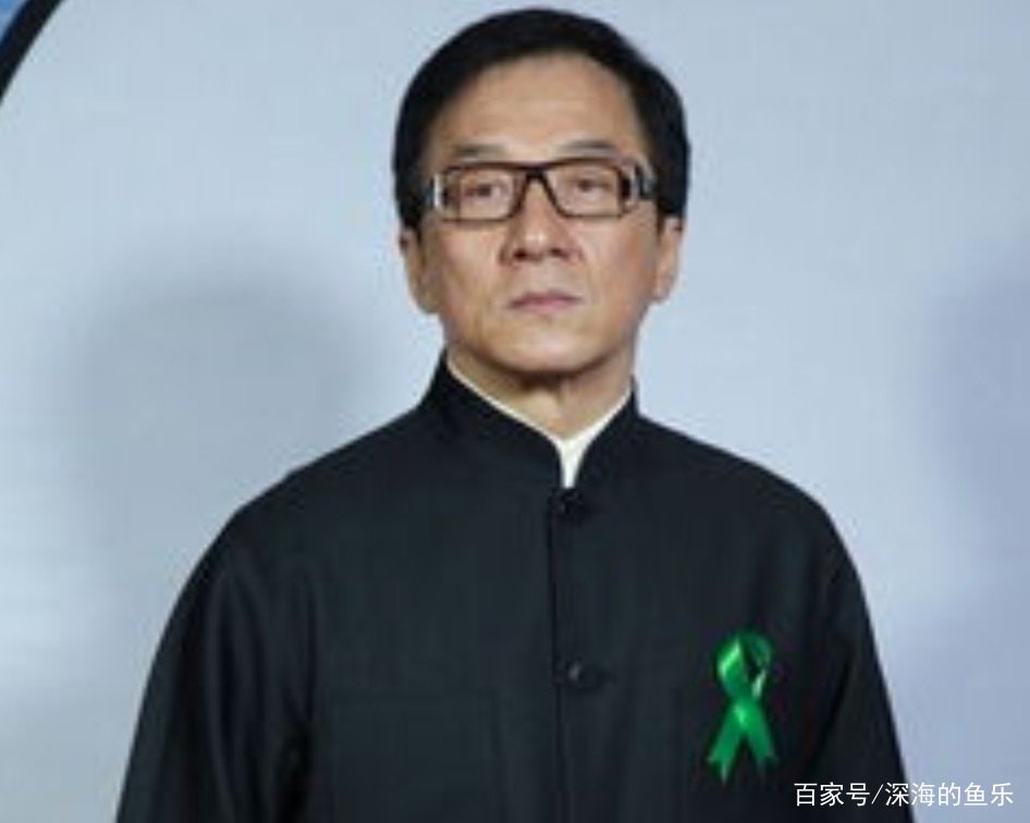 成龙曾拒绝向臧天朔交“保护费”,演唱会当天就被人砸,这到底是怎么回事?