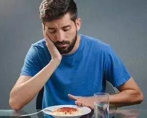 孕期内食欲不振，该怎么改善呢？