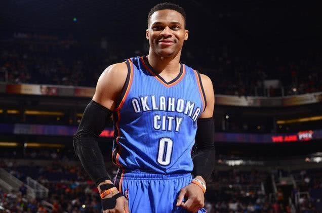 威少创造了哪些NBA纪录?