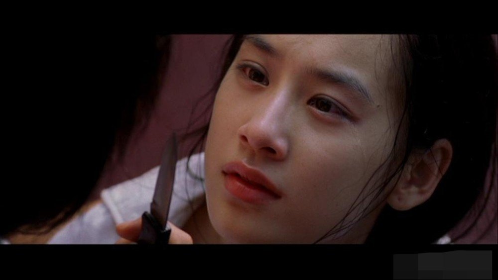 哭泣也不忘左手插裤兜,明星都有哪些让人难以理解的行为?