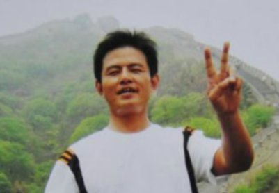 客车司机吴斌死因是什么,那块铁块为什么会从空中飞来