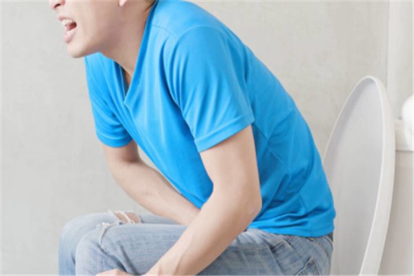 便后菊花滴血、擦屁股纸上有血是怎么回事?