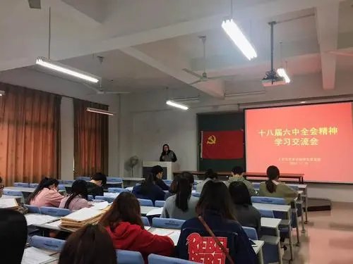 江苏南京一大学实验室发生爆燃，致2死9伤，谁该为这起事故负责？