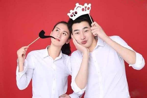 你和对象在一起时，做过令你印象最深刻的事情是什么？