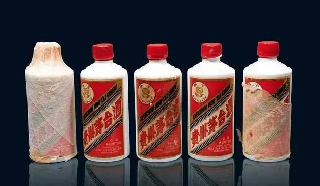 50年茅台酒一瓶多少万？
