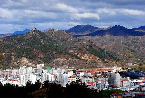 隆化县属于哪个市