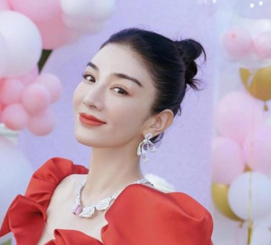 黄奕女儿近照曝光,曾经那个被说丑的女孩,如今的变化有多大?