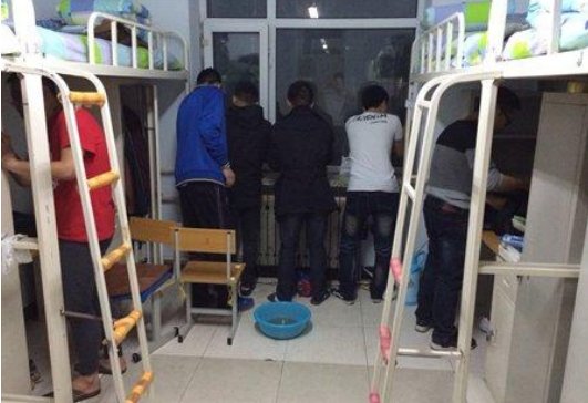 男生在宿舍的相处模式是怎样的?