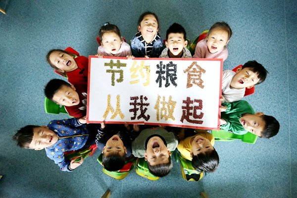 南京一大学食堂免费送当日剩餐，食堂为什么要这么做？