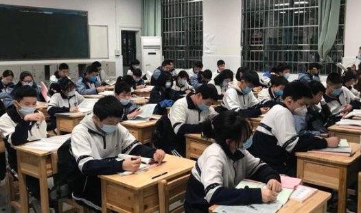 英语二级笔译报考有条件么