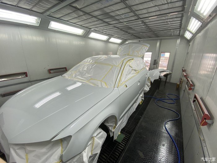 旧貌换新颜，奥迪A3，5年老三喷涂式隐形车衣，改色作业多图慎入