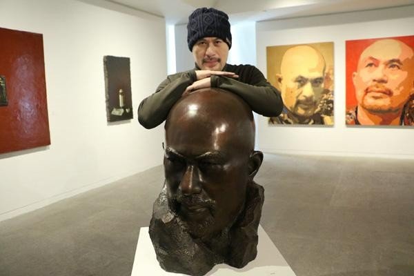 《一路成年》中徐锦江骑单车逃跑，他在节目中还有哪些神操作？