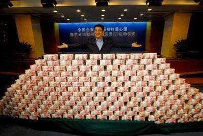 如何评价陈光标？