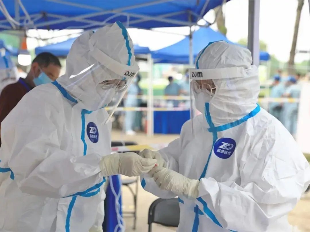 上海疫情还在高位运行,目前当地的疫情防控措施是怎样的?