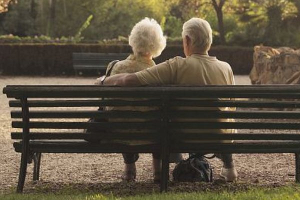 黄磊说老狼怕老婆，现实生活中你是怕老婆还是尊重老婆？