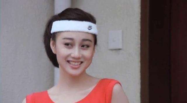 如何评价利智的颜值？