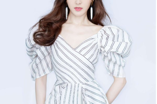 李孝利新出的MV里面依旧活力满满,该如何保持年轻呢?