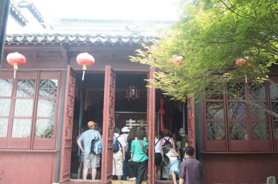 和男朋友一起旅游一次，如何看出他的人品？