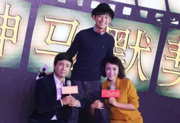 《向往的生活》：沈腾马丽讲述与何炅20年情谊，他们此前是如何认识的？