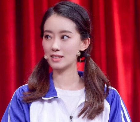 张小斐被曝耍大牌，制片人否认，当事人却不满意，你如何看？