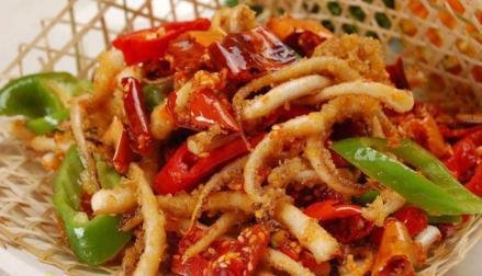 干煸鱿鱼丝的配料是什么？