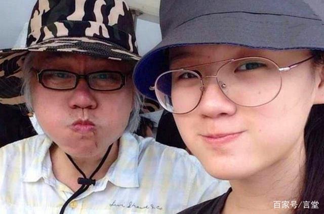 当年的林靖恩,嫁给老爷爷,结婚四年脸已失去了笑容。爷孙恋你怎么看?